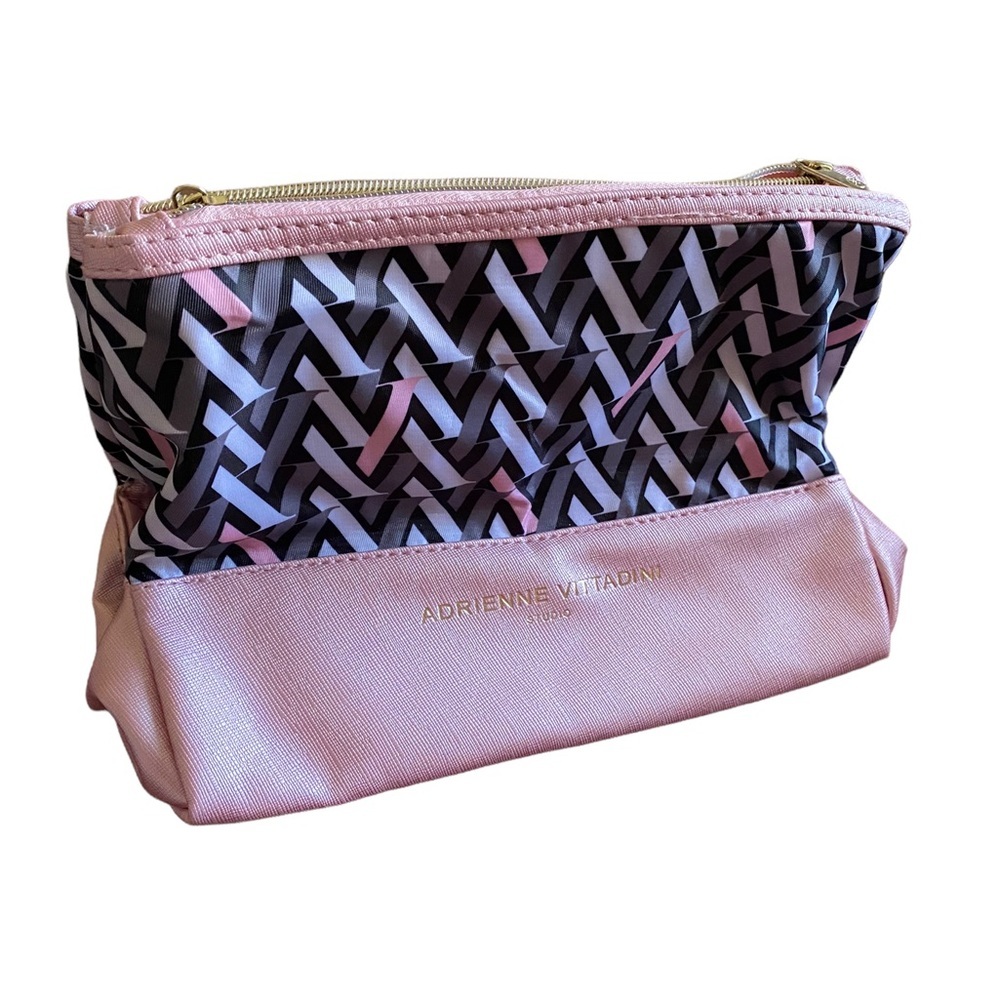 {Adrianne Vittadini} Cosmetic Makeup Bag